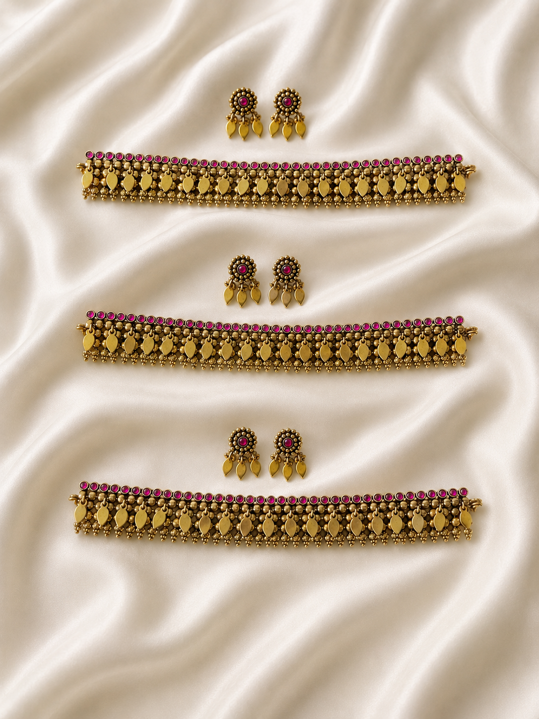 Traditional Elakkathali Antique Gold Choker Set with Pink Stones