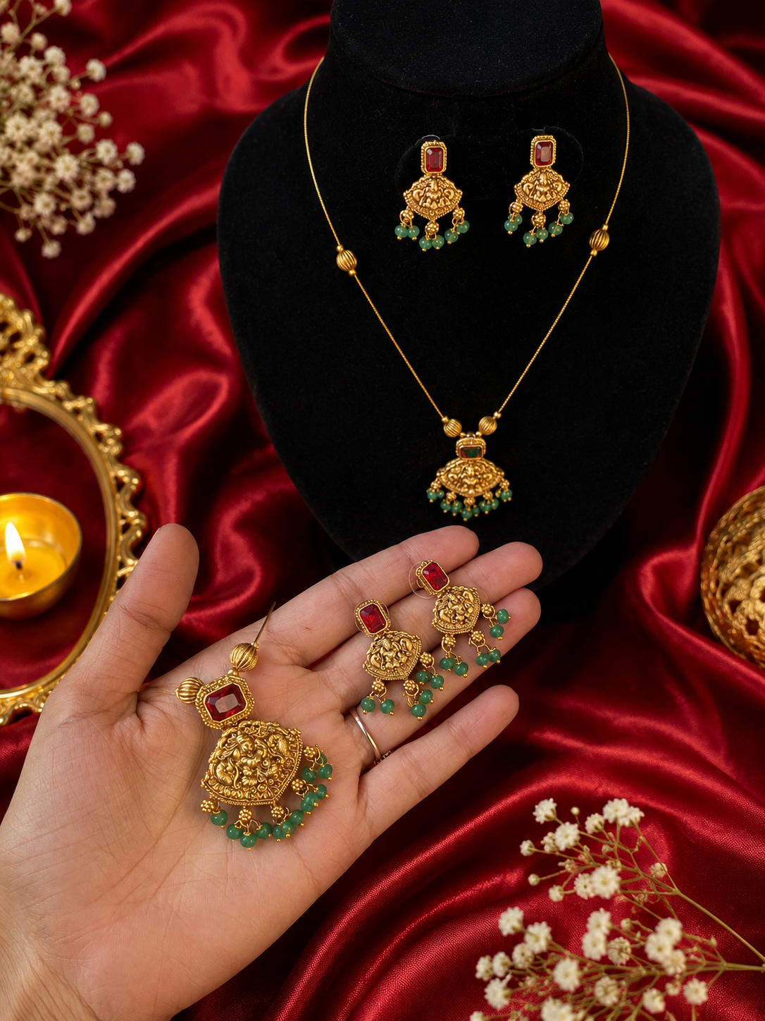 Leela Antique Temple Pendant Invisible Necklace Set