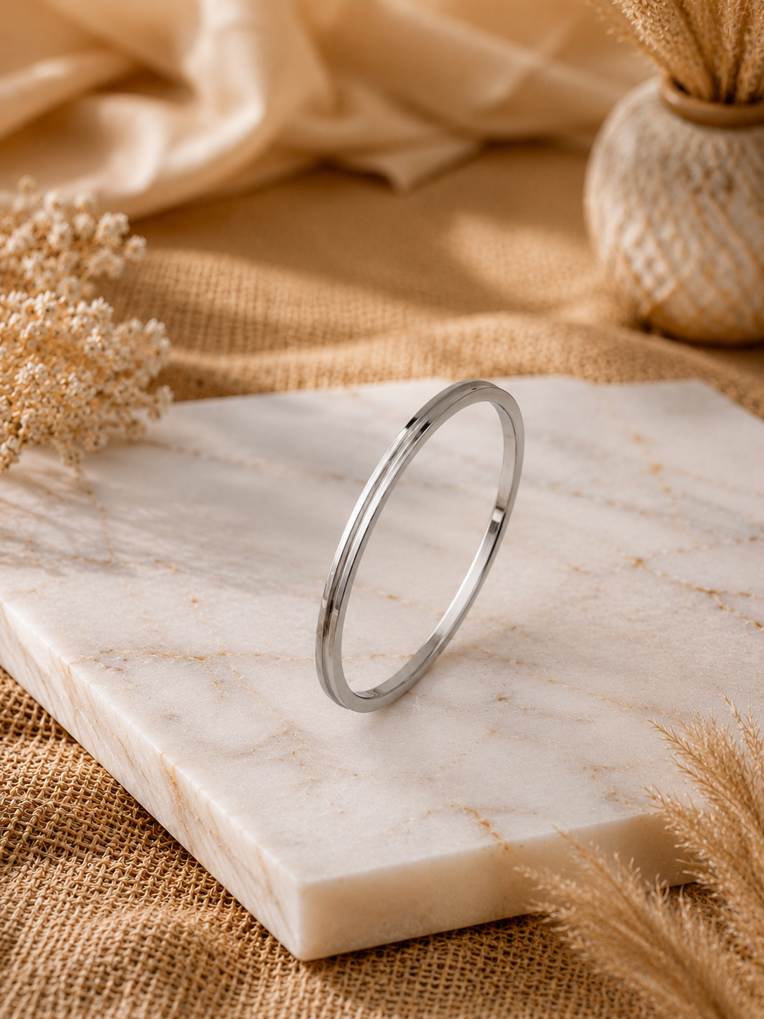 The Minimalist Ridge Silver Kada
