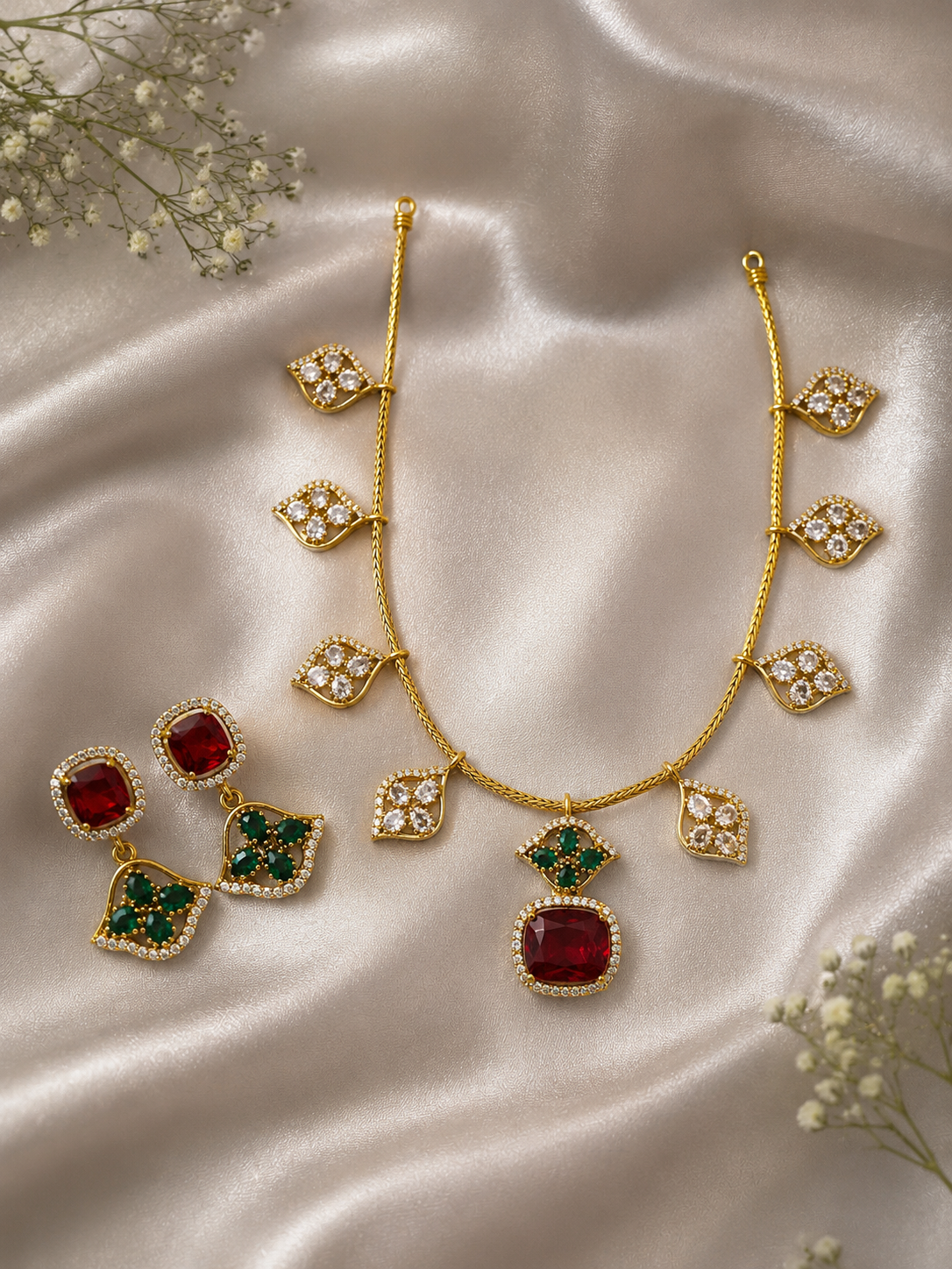 Paru Premium Gold Stone Necklace Set