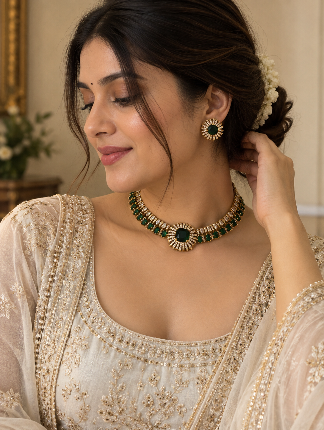 Gold-Plated Emerald Green & Cubic Zirconia Choker Necklace Set with Sunburst Stud Earrings