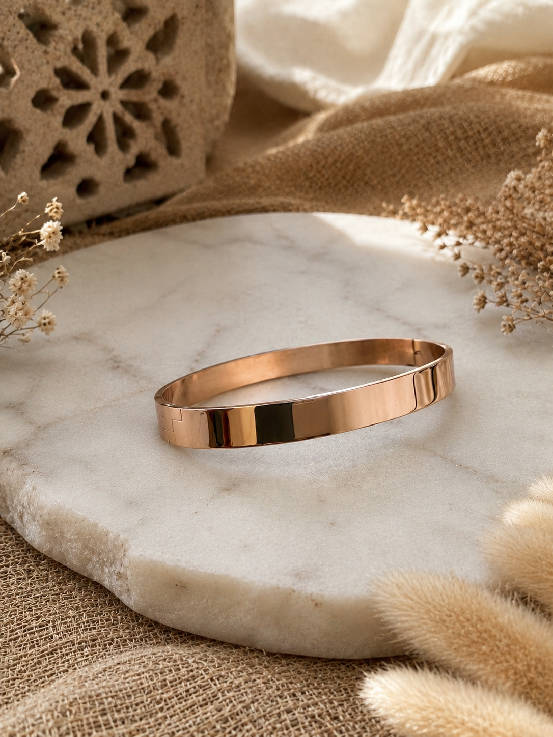 The Minimalist Unisex Gold Kada