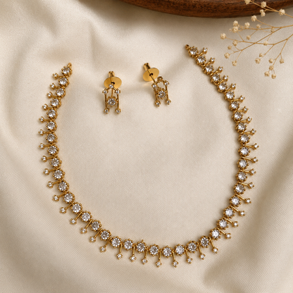 Mitra Elegant Gold Stone Necklace Set