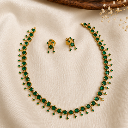 Mitra Elegant Gold Stone Necklace Set